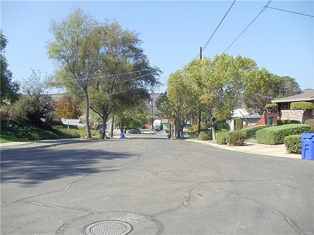 2nd image of 6879 Cartwright St