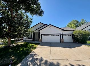 10106 Savannah Sparrow Way, Highlands Ranch, CO 80129