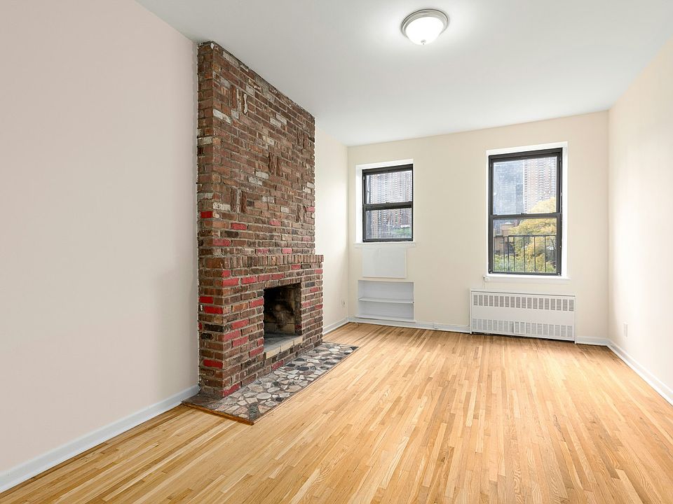 1st image of 437 W 48th St APT 4D