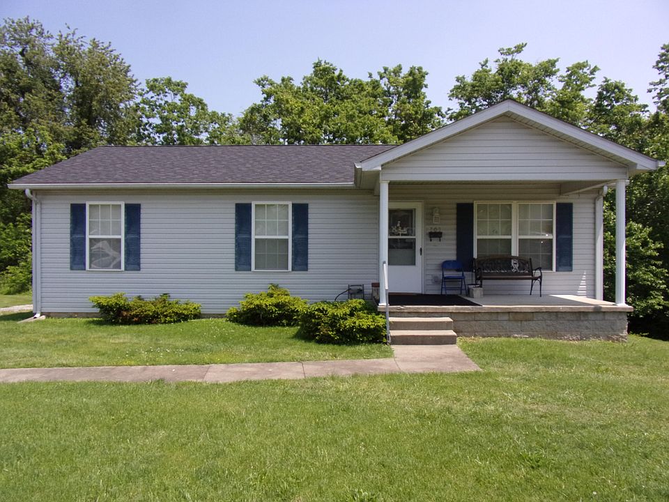 1st image of 303 Willow St