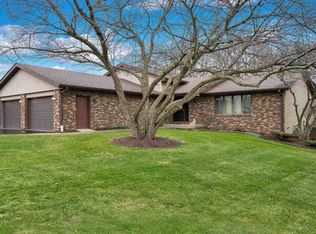 7588 Wild Oats Trl, Cherry Valley, IL 61016