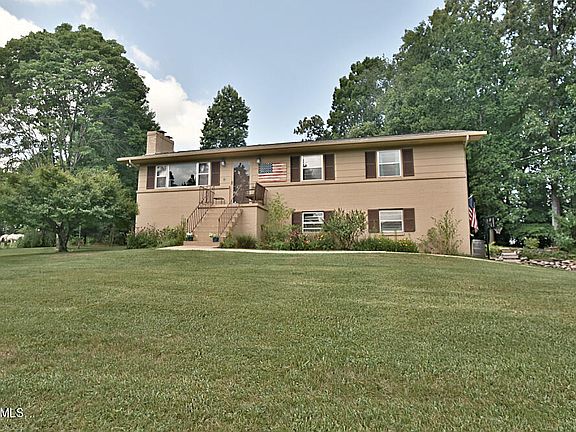 3rd image of 8129 Rogers Ln