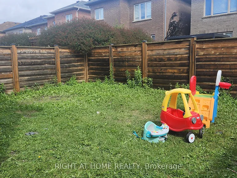 16 Red Tree Dr — Photo 22