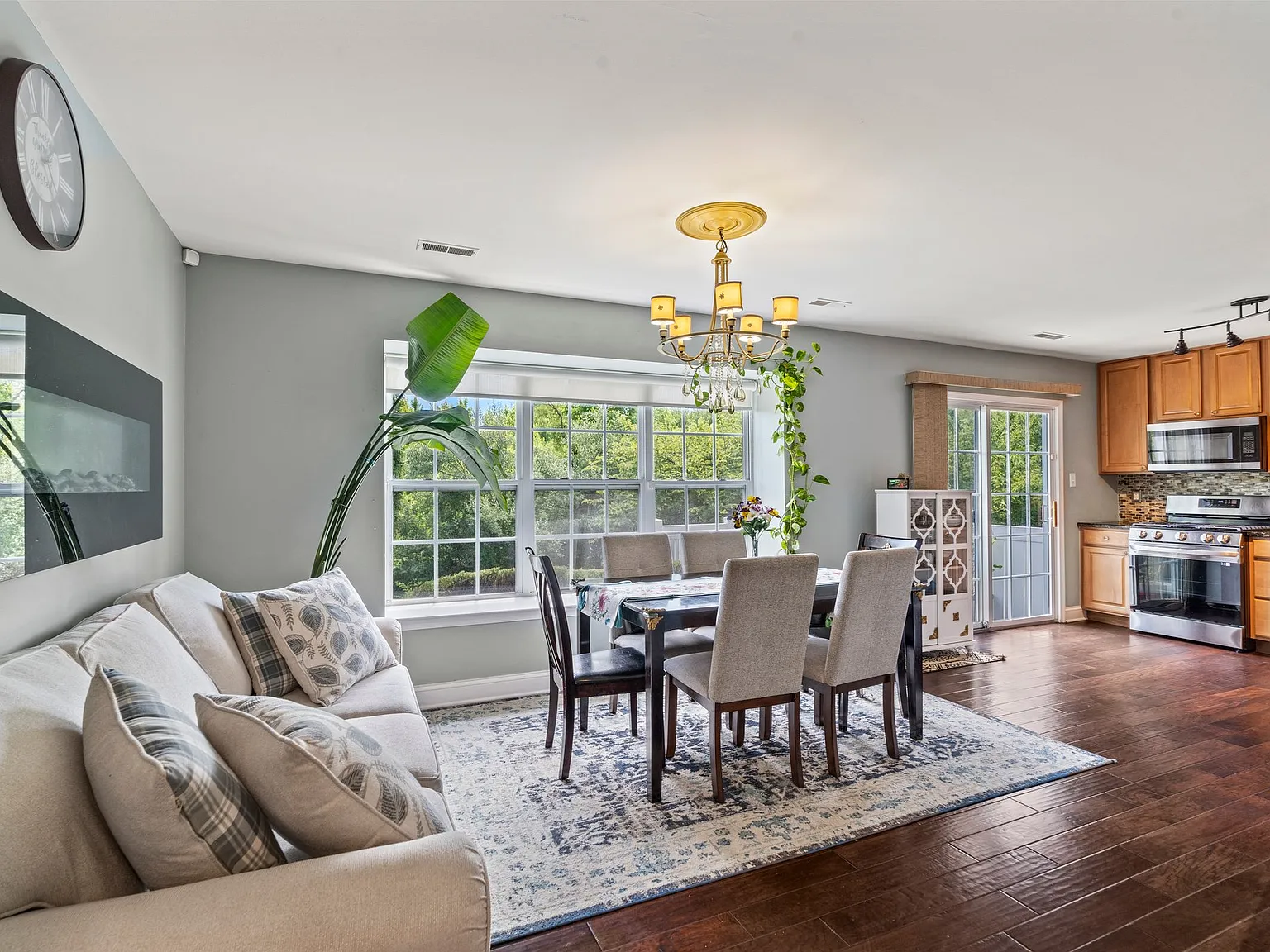 4208 Buxmont Rd — Photo 3