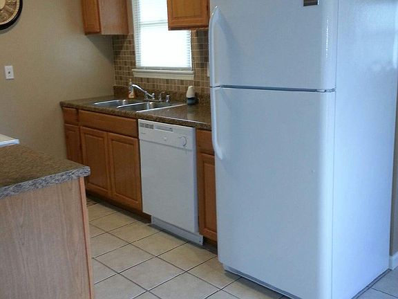 4th image of 5418 Cedarwood Dr