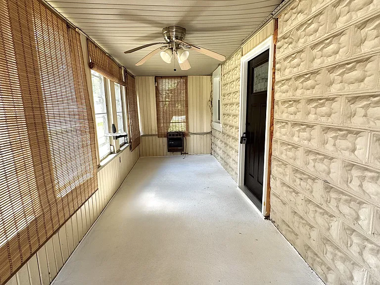 121 Peace Ln — Photo 14
