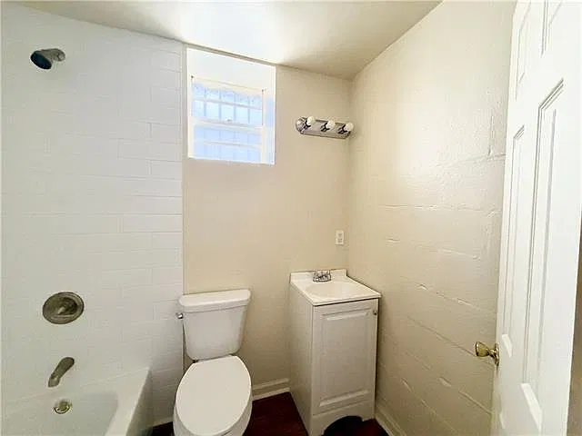 1 bed, 1.0 bath, 725 sqft, $1,100 — Photo 4
