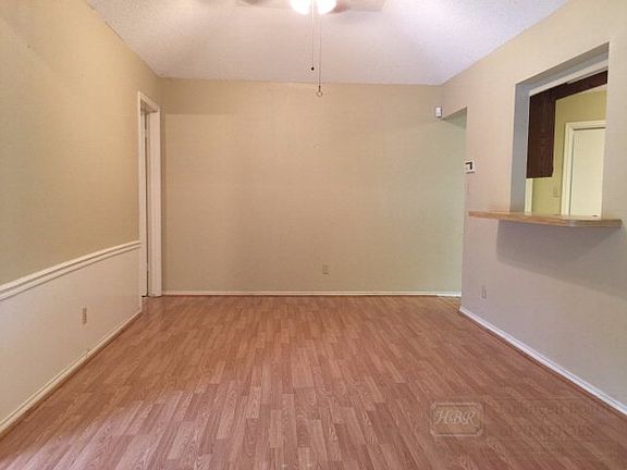 5th image of 1705 Preston Trl