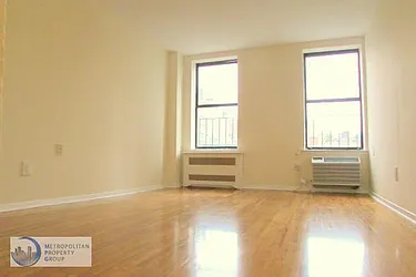 Rented by Metropolitan Property Group