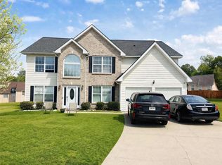 510 Shire Ln, Fairburn, GA 30213