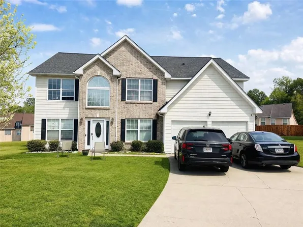 510 Shire Ln, Fairburn, GA 30213