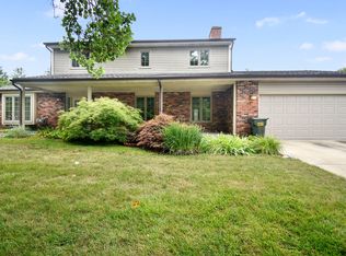 307 Pond Ridge Ln, Urbana, IL 61802