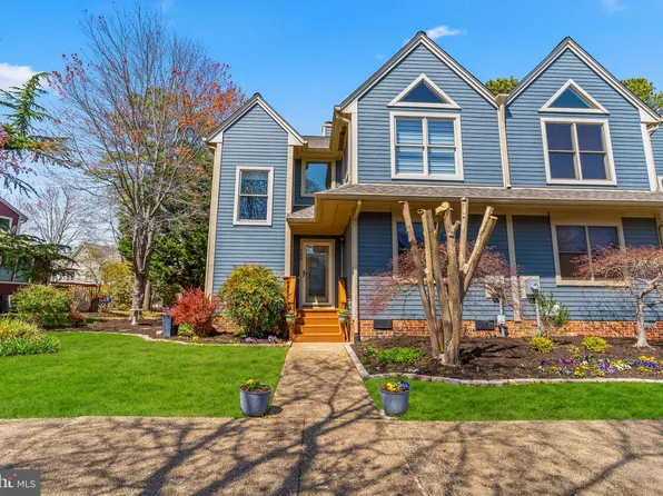 754 Belle Field Rd #103, Solomons, MD 20688