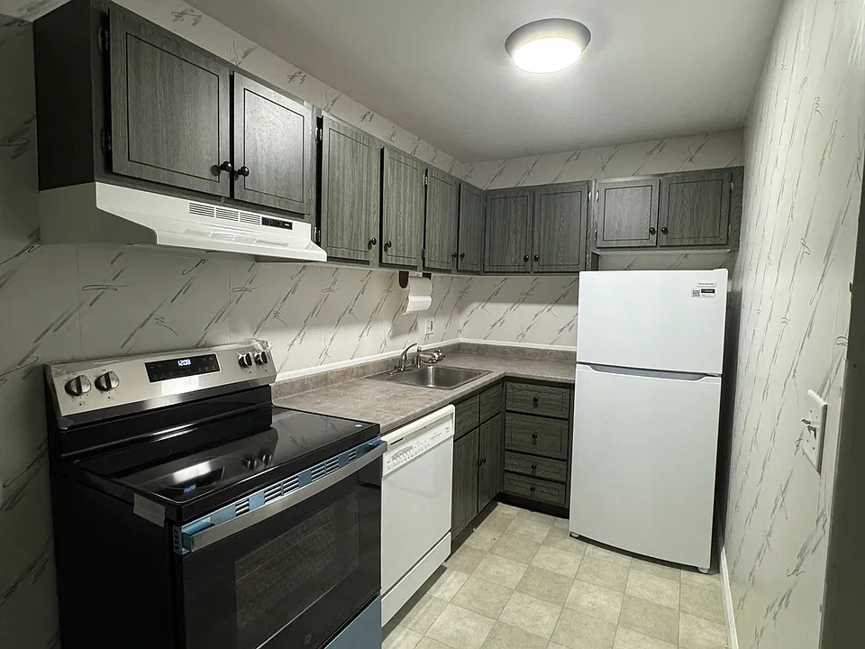74 Barrett St #308