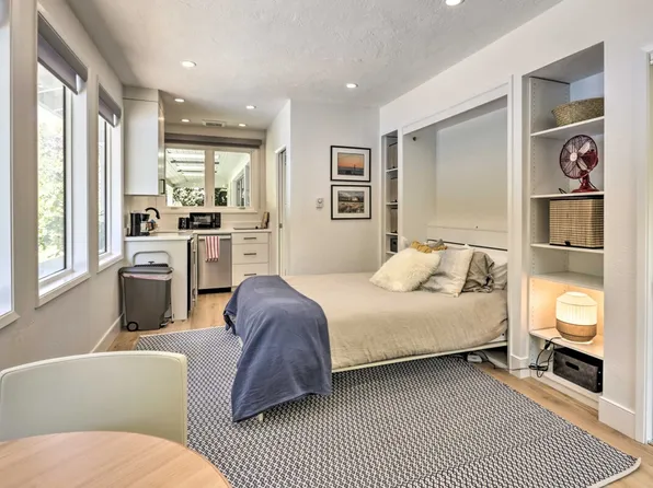 155 E Creek Dr #Id1308204p, Menlo Park, CA 94025