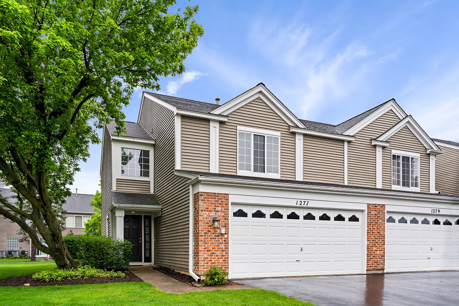 1277 Silk Oak Ln photo 1