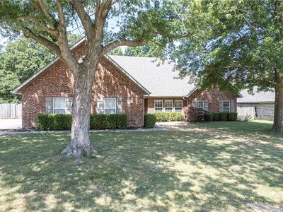 1763 N Hartford Dr, Fayetteville, AR, 72701