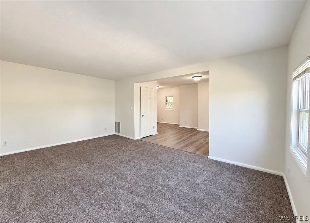 5714 Buffalo Ave — Photo 4