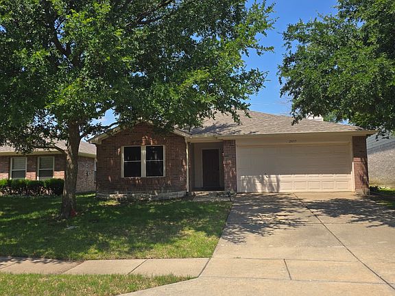 4th image of 2837 Terrace Dr