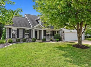 1606 Broadsword Ln, Lake Saint Louis, MO 63367