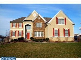 108 Portmarnock Dr, Avondale, PA 19311