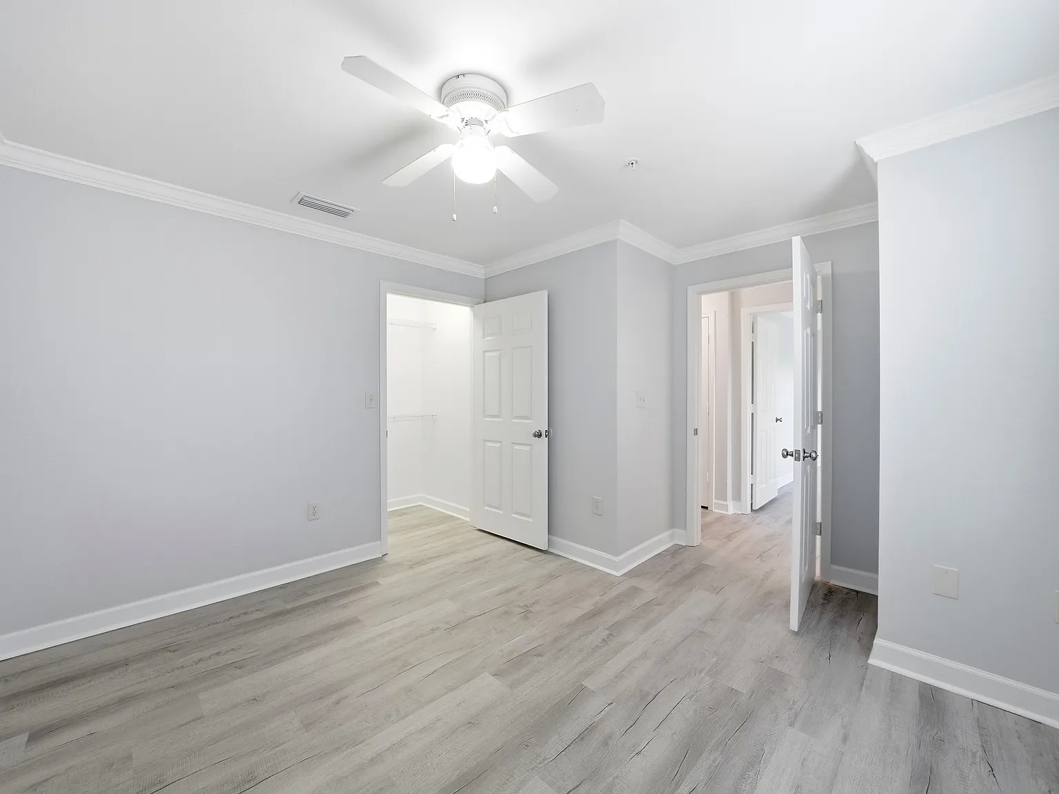 3 bed, 1335 sqft, $1,775 — Photo 3