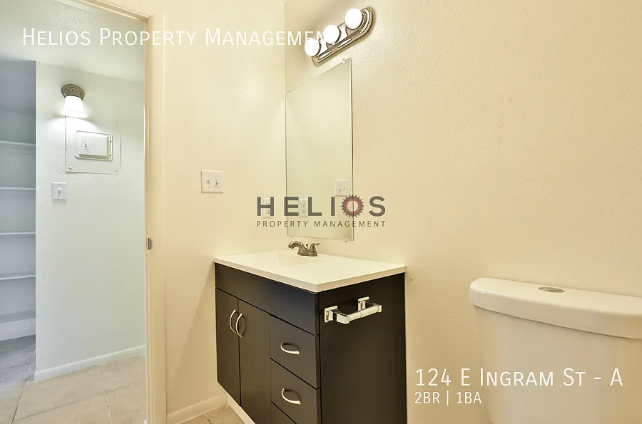 Newly refurbished 2bed 1 bath in the heart of Mesa. First month free move in special! — Photo 3
