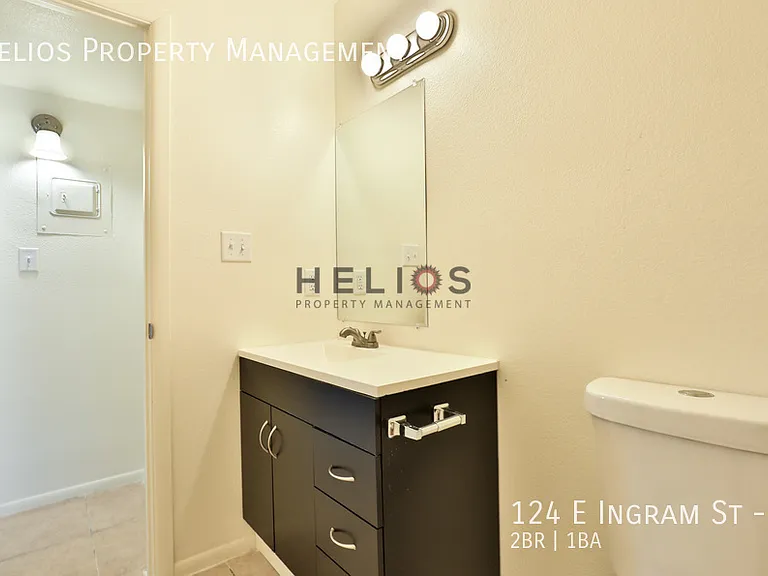 124 E Ingram St #A — Photo 2