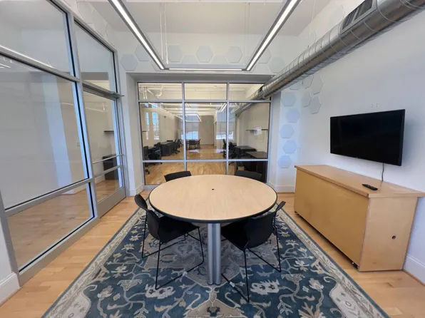 609 Market St E Suite 107, Charlottesville, VA 22902