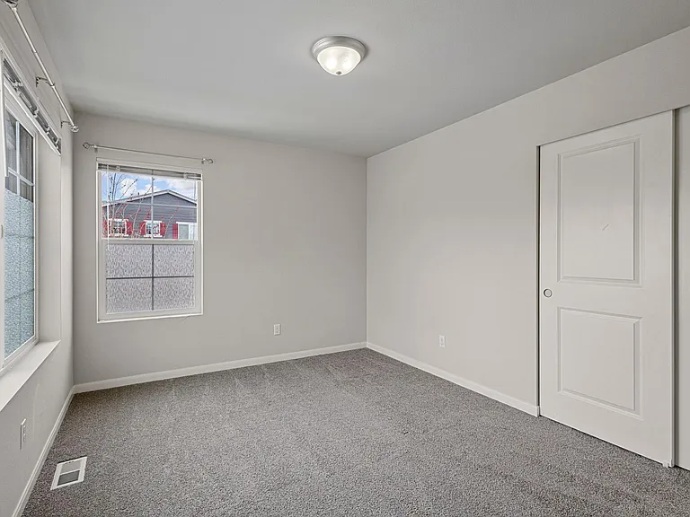 5463 Razor Peak Dr — Photo 21
