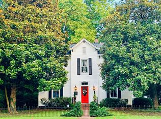 8905 Quarry Rd, Manassas, VA 20110