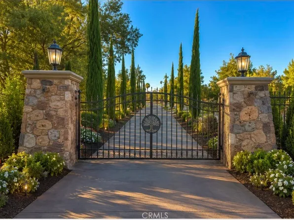 16770 Rocky Glen Rd, Perris, CA 92570