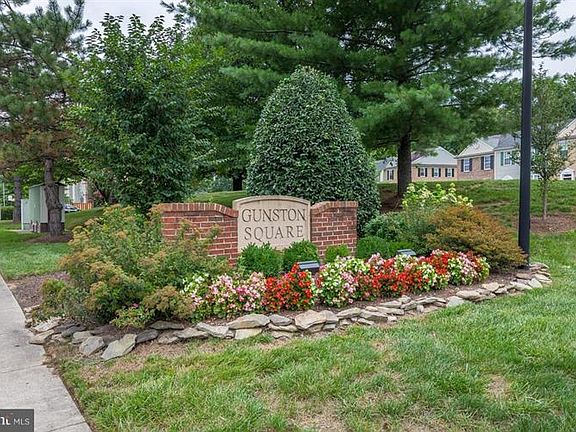 2nd image of 9661 Franklin Woods Pl