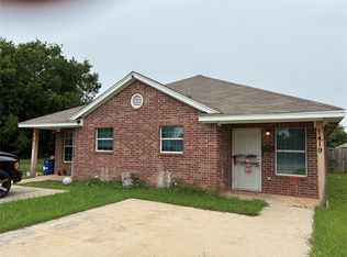 1419 E Robert St #1417, Fort Worth, TX 76104