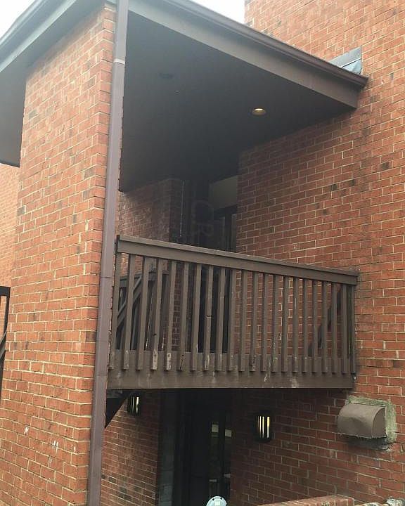 2nd image of 43 King Arthur Blvd