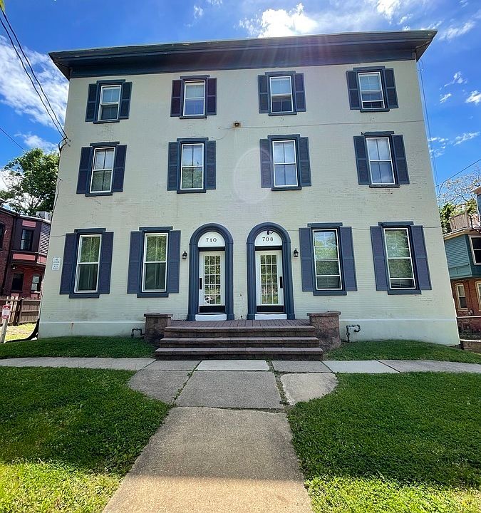 1st image of 708 N Franklin St APT 11