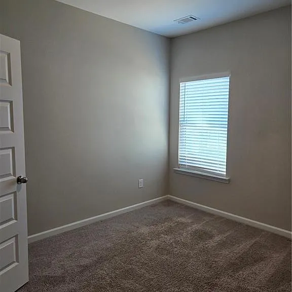 326 Melody Ln — Photo 16