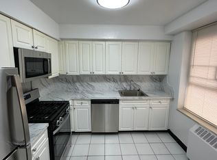 6119 184th St FLOOR 1, Fresh Meadows, NY 11365