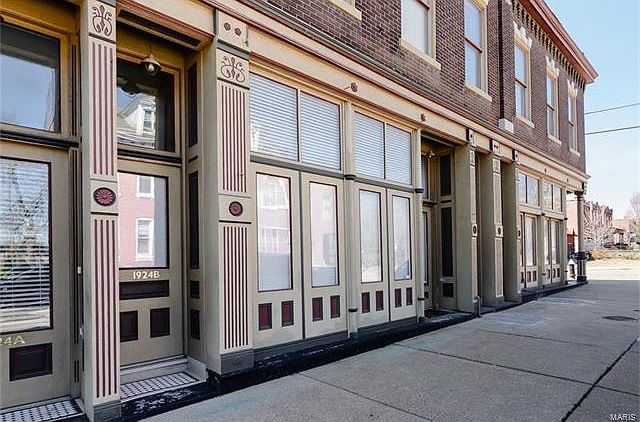 1st image of 1924 Geyer Ave Unit 1924B
