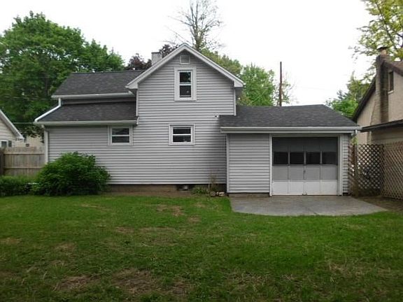 2nd image of 46 Marvin Ave