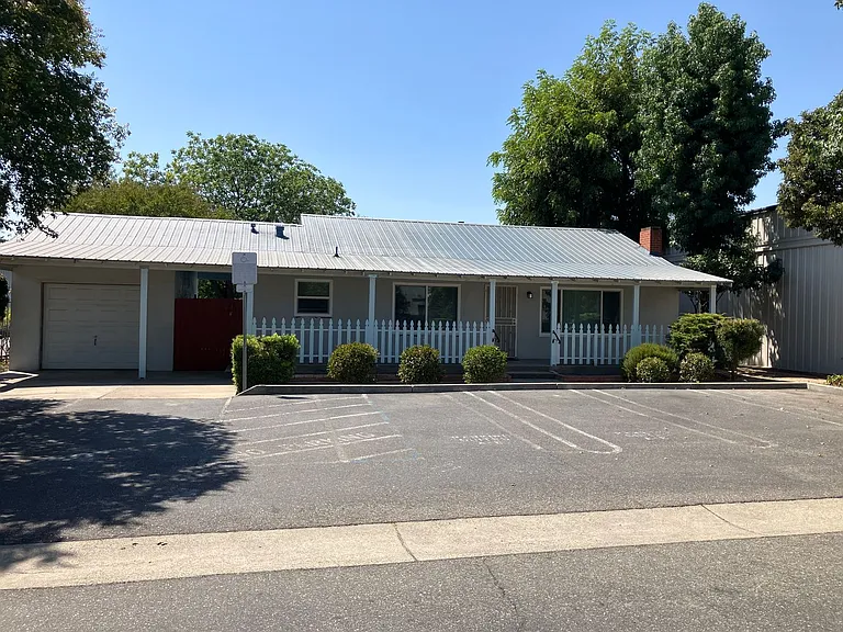 931 Reno Ave #K — Photo 1