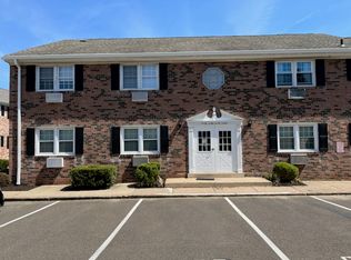 403 S Main St UNIT G105, Doylestown, PA 18901