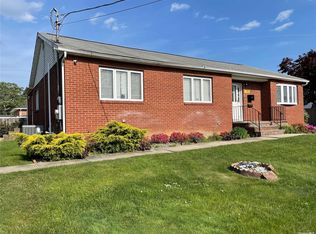 67 Irving Ave, Deer Park, NY 11729