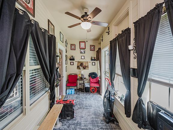 5th image of 2528 Rhody Dr