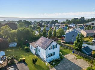93 Clarkson St, Fall River, MA 02724