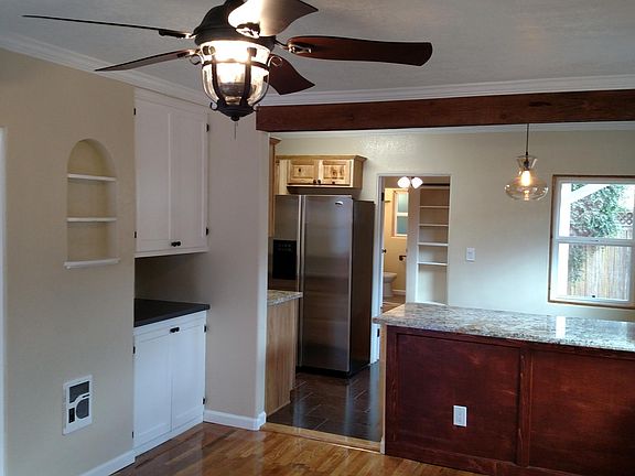3rd image of 4413 41st St