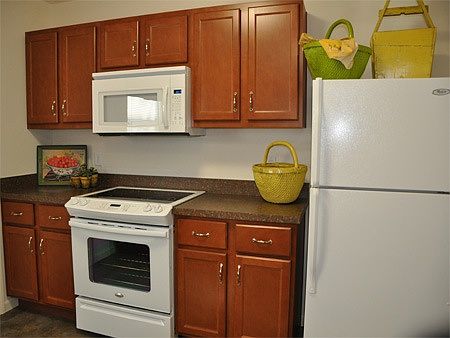 5th image of 624 Xenia Ave