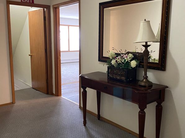 401 SW Elm St #1, Ankeny, IA 50023