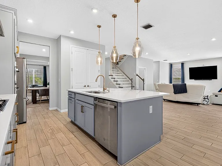 5825 Fieldmoor Ct — Photo 10