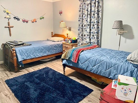 4th image of 8665 Ilsley Rd